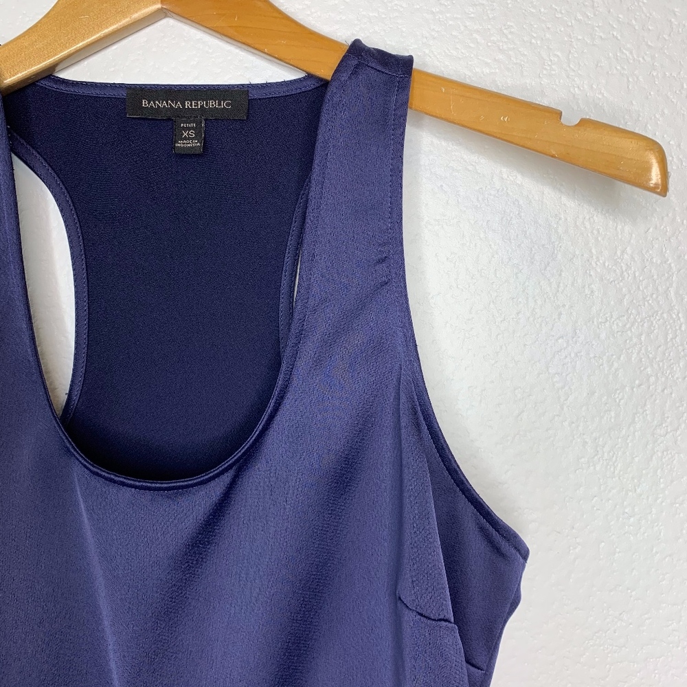 BANANA REPUBLIC Shell Tank Top in Navy